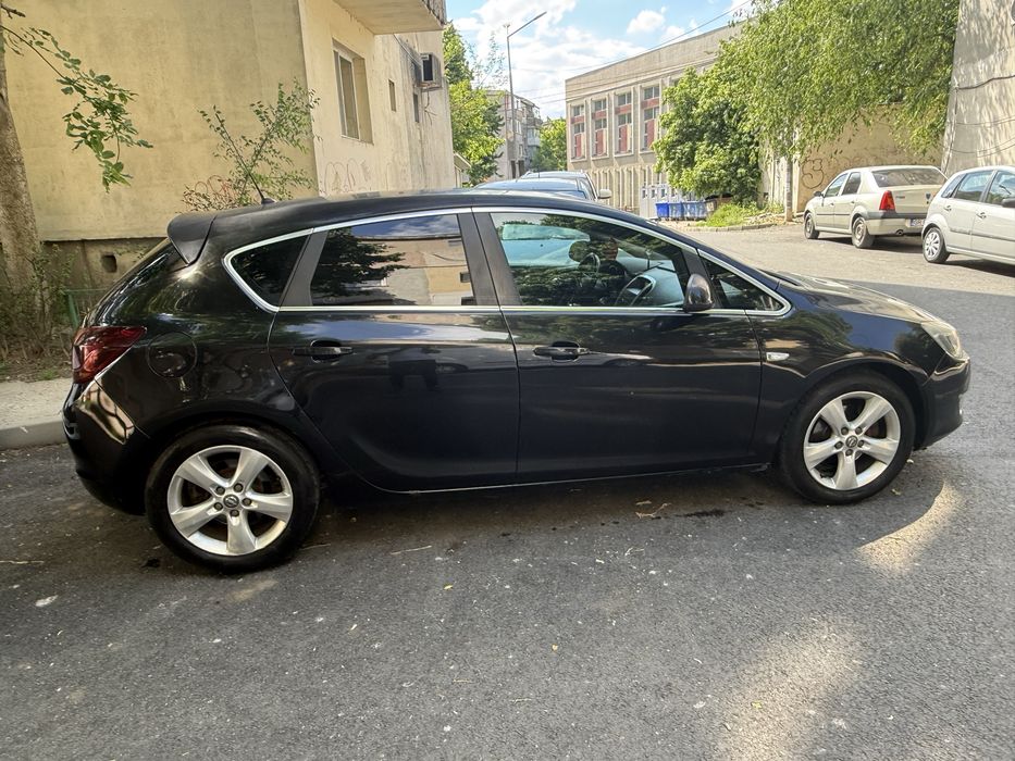 OPEL Astra 2010 — imagine 4