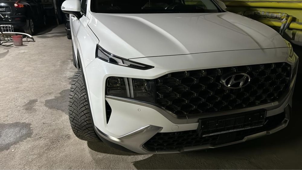 Передний бампер Hyundai Santa Fe рест