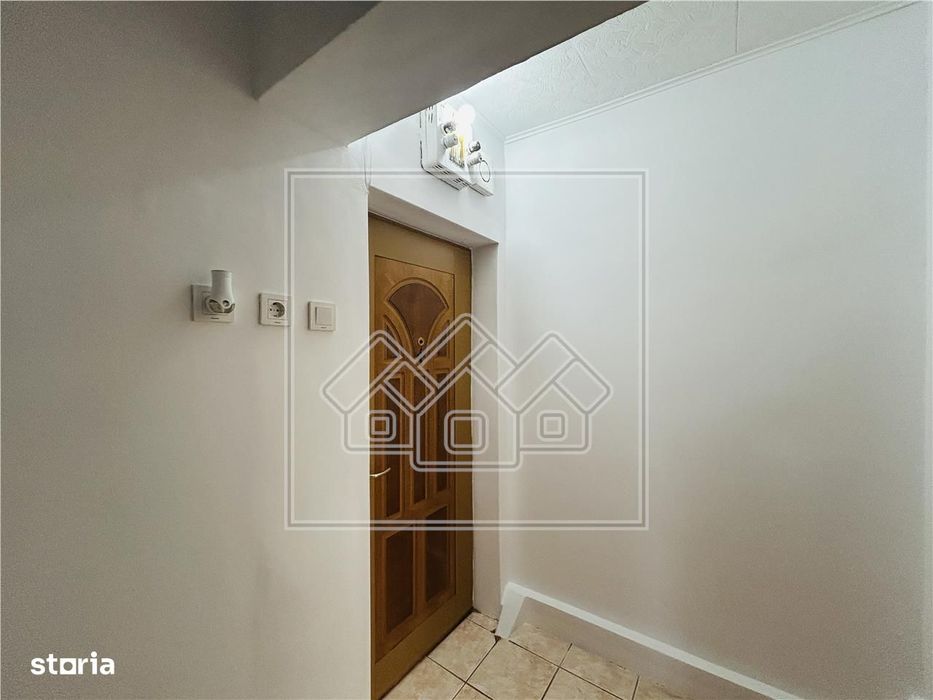 Apartament cu 2 camere, 43 mp utili - Zona Tiglari