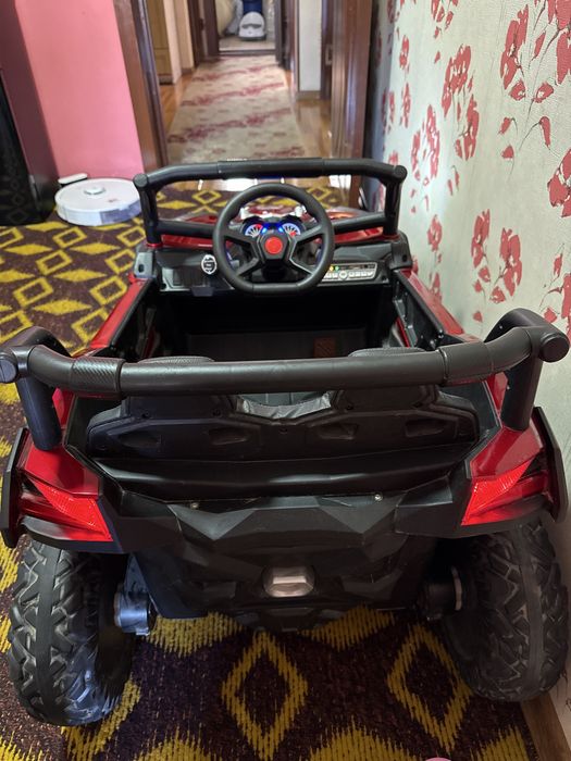 Детская машина (электрическая)