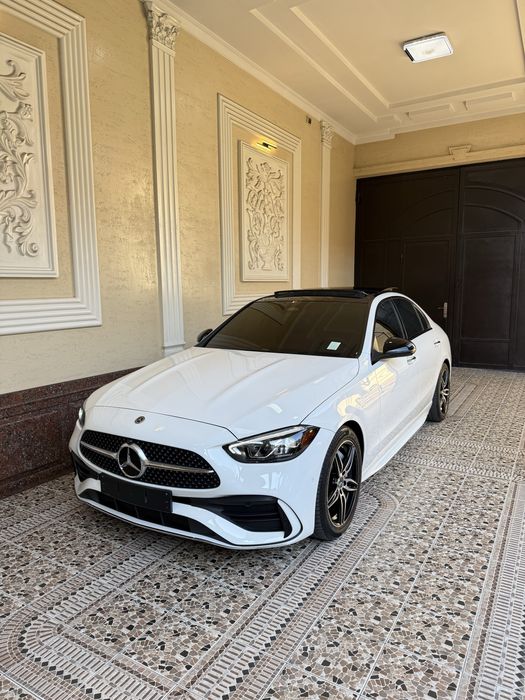 Mercedes-Benz C 300 4 Matic