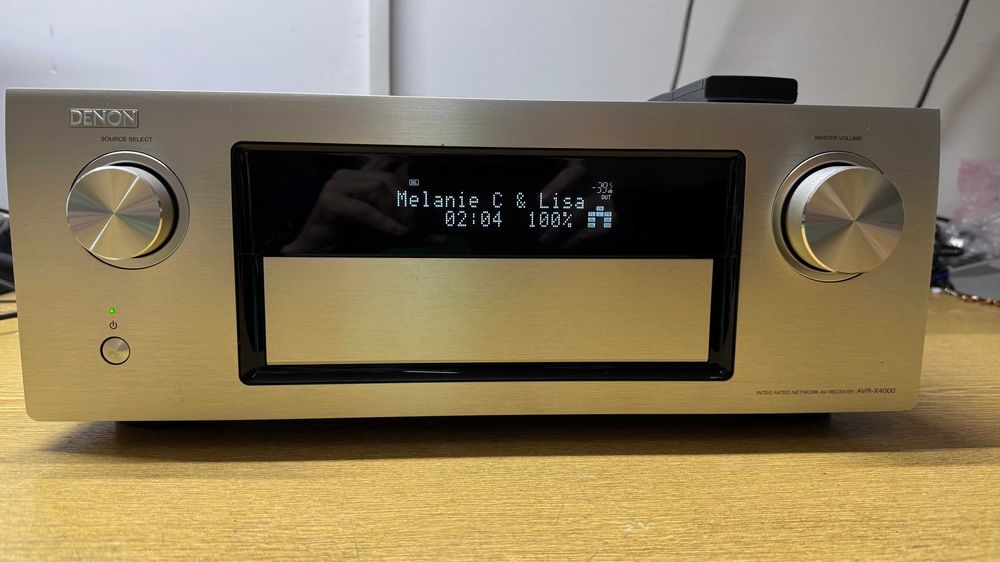Receiver Denon AVR-X4000