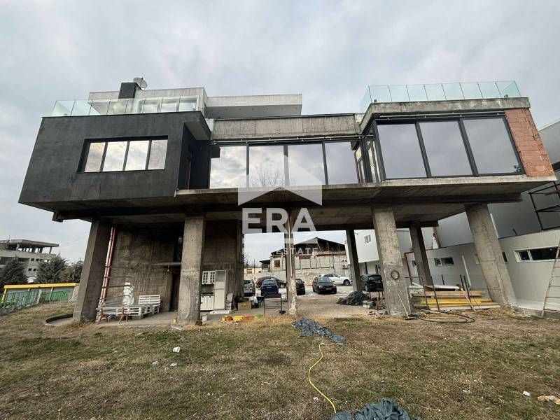 Продава се Къща в Хасково, Тракийски - 300 кв.м за 680 €/кв.м - Снимка #7