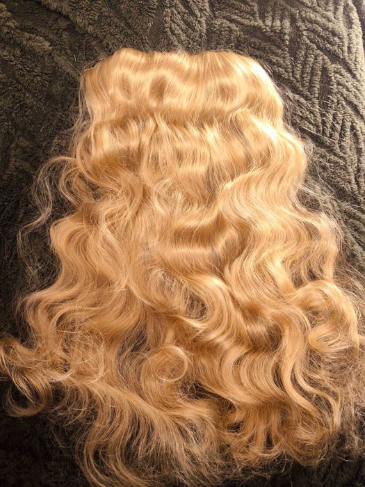 trese ondulate sintetice extra volum, lungime 65 cm, foarte dese