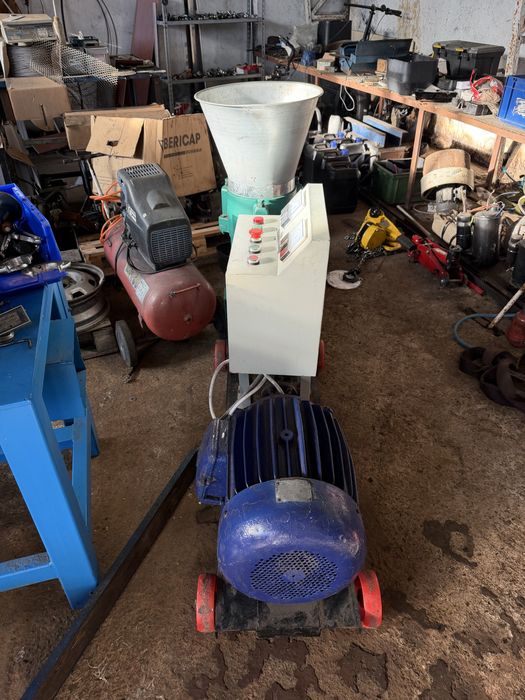 Mașină de peleți industrială – 20,5 kW – Ø 6 mm