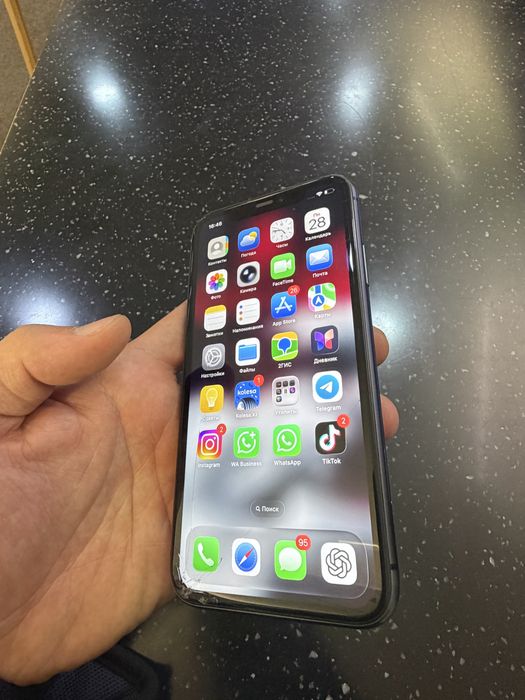 Обменяю Iphone 11