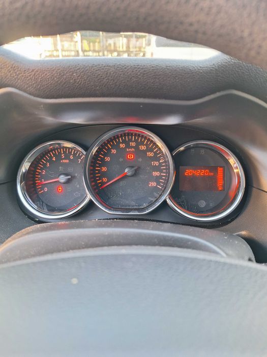 Vand Dacia Duster 2016