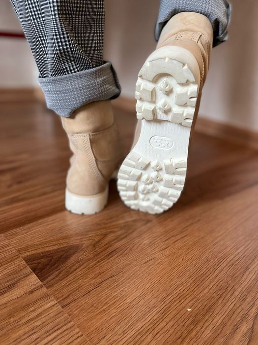 Кожаные, модные ботинки оригинал