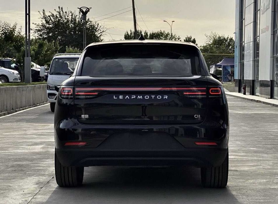 Leapmotor C11 3p (massaj bor) naxt va halol nasyaga beriladi!