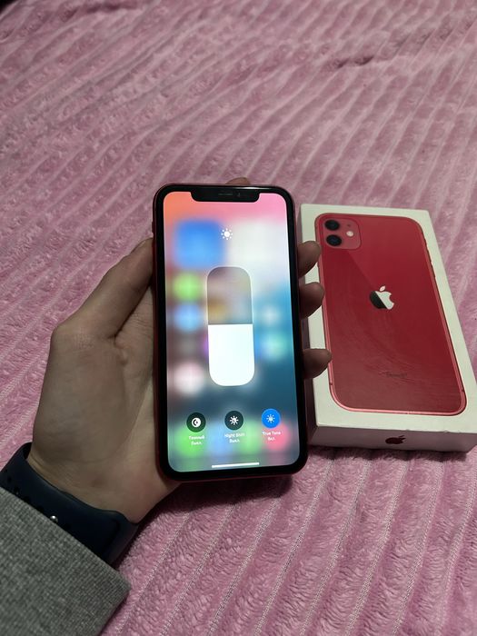 Продам Айфон 11 128gb