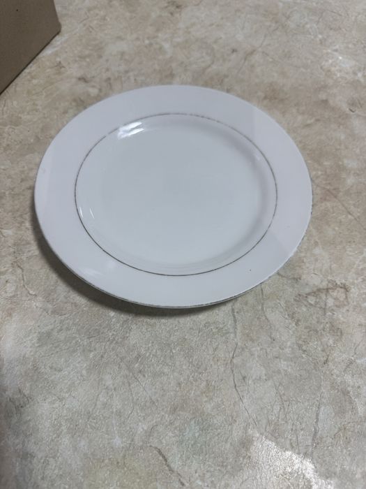 Тарелки для сервировки/ десертов