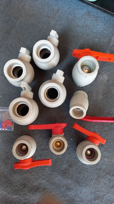 Вентиля, краны новые