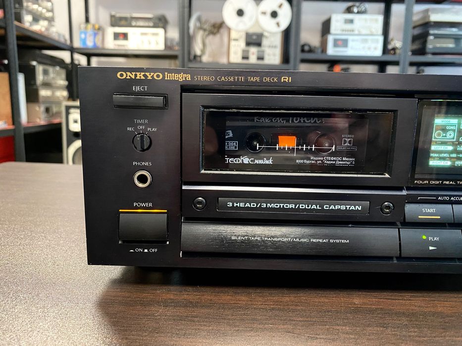 Висок клас касетен дек Onkyo