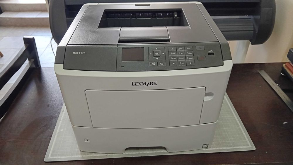 Чисто нов!!! Лазерен принтер Lexmark MS 610DN с дуплекс и мрежа