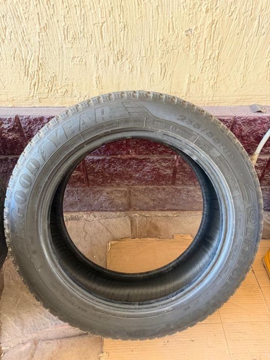 Шина летние  235/55  R 19