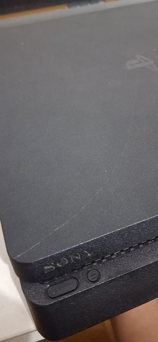 PS4 Slim 1TB + cabluri Curatat recent merge perfect