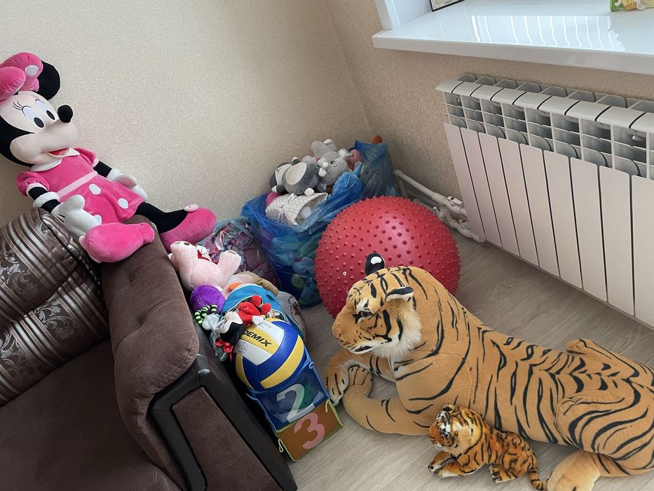 Продам вещи на девочку 11-12лет