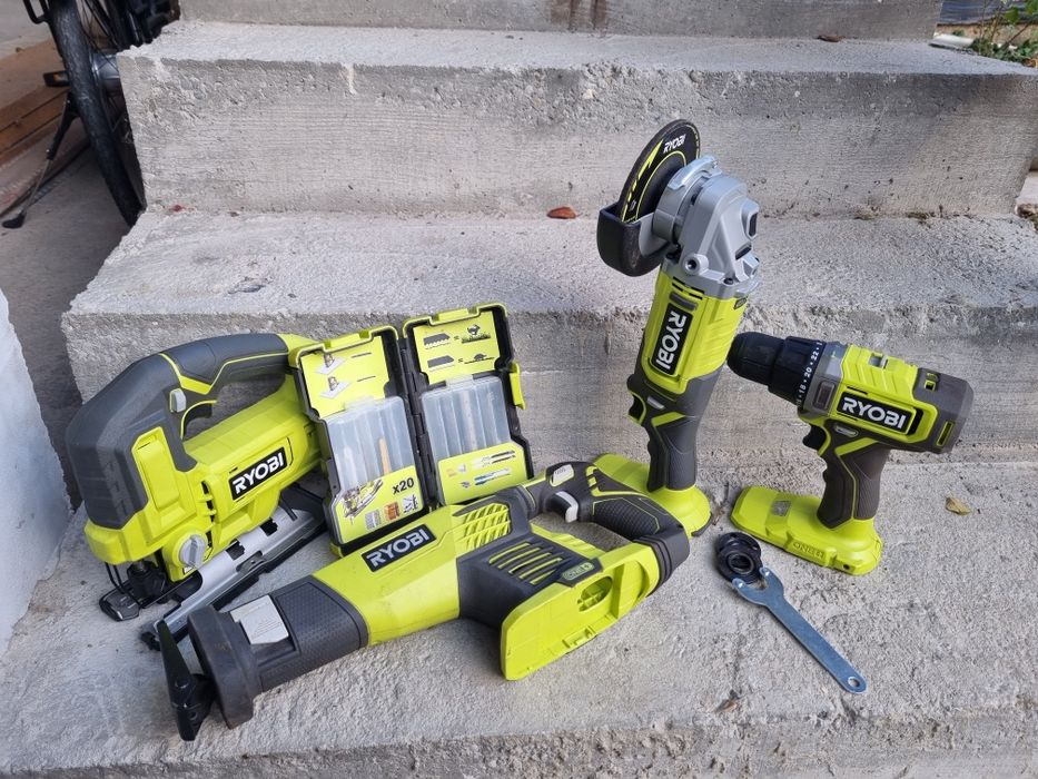 Set 4 scule Ryobi