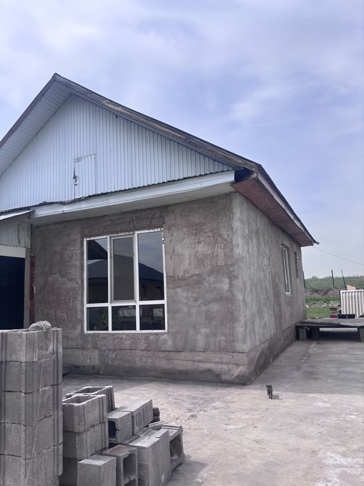 Продаеться дом теплый уютный