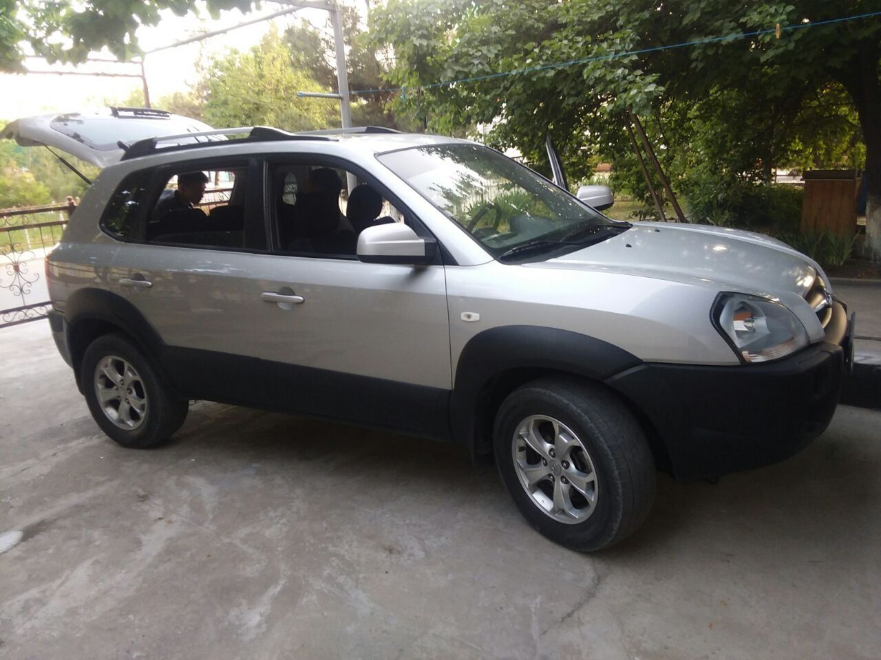 hyundai tucson 2008 - Легковые автомобили - OLX.uz