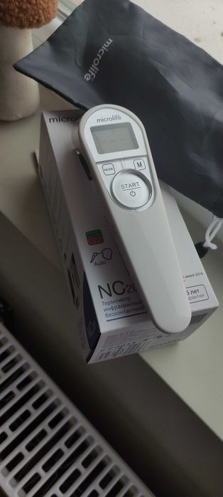 Безконтактен термометър Microlife NC200