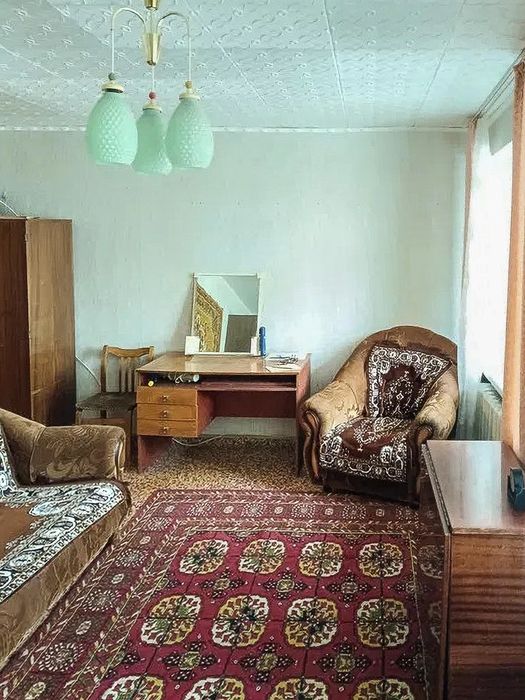 Продается 2-комн (3-22, 1 эт)