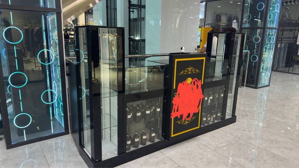 Atir telefon steklo zargarlik buyumlari uchun tayyorlangan mebel sotil