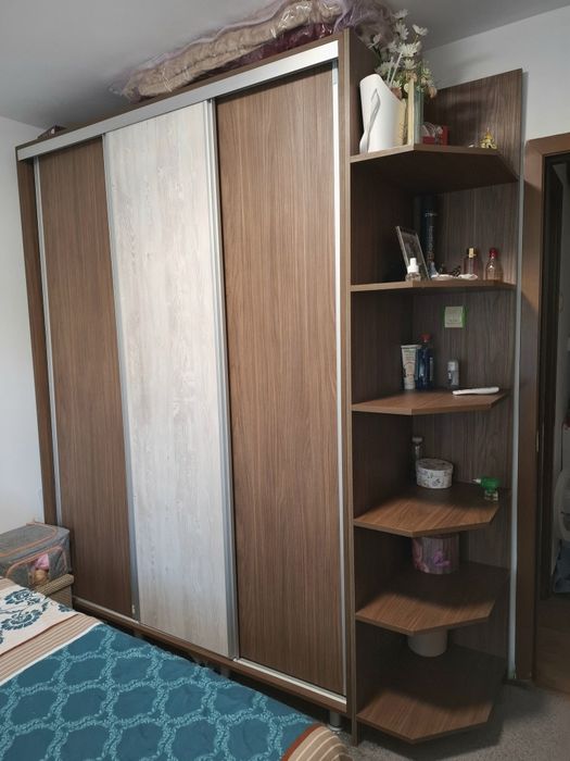 Proprietar vând apartament cu 3 camere,decomandat, zona Lipovei. - Vedere 5