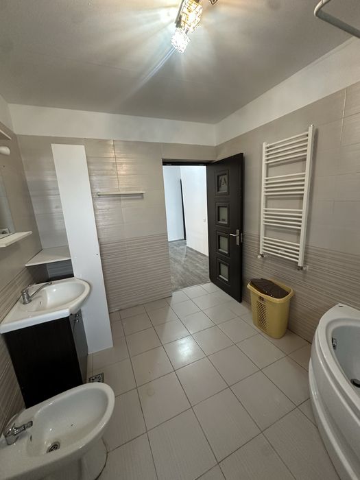 OFERTA! CASA DE VANZARE CORNETU  p+1 , 4 camere 2 băi
