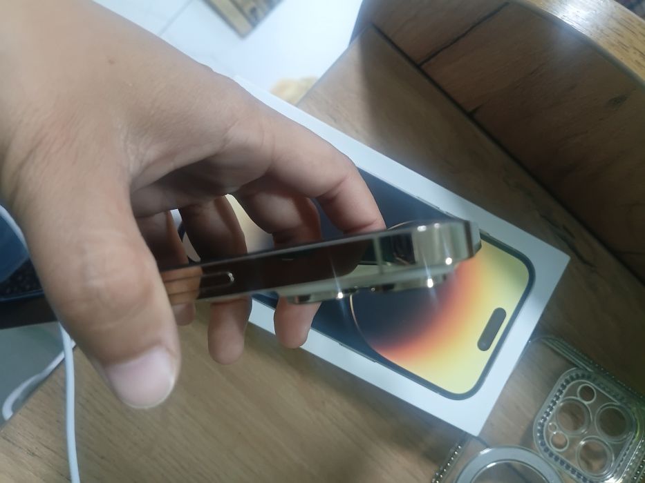 Iphone14pro продам срочно