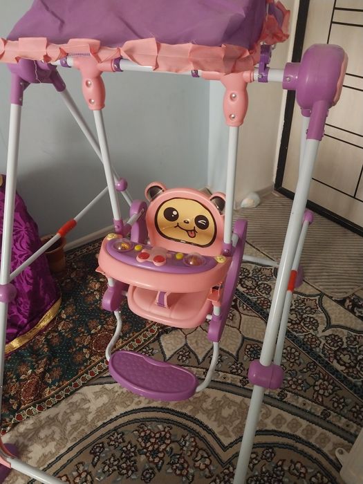 Bolalar  kachelkasi yangidek turbdi sovgʻaga kelgan minlmagan pachti