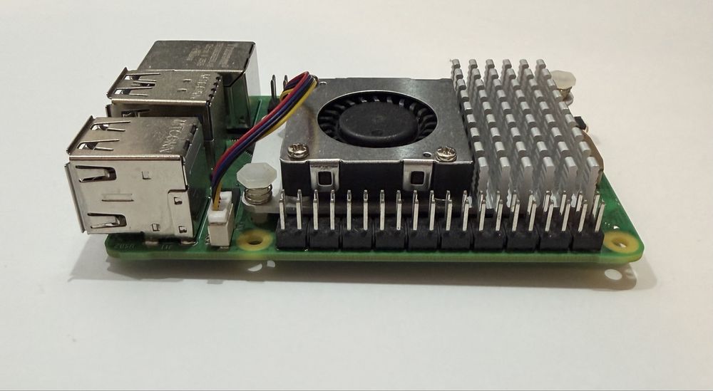 Raspberry PI 5 (4GB) + Cooler