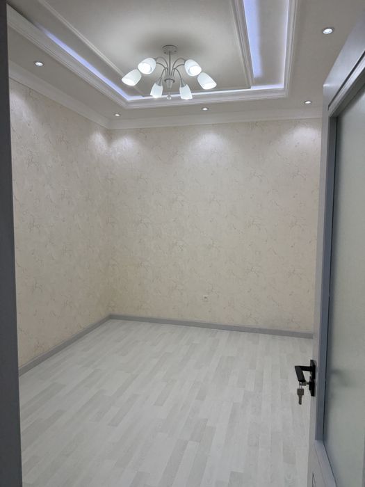 Уй сотилади яшнобод гузал 3/1/3