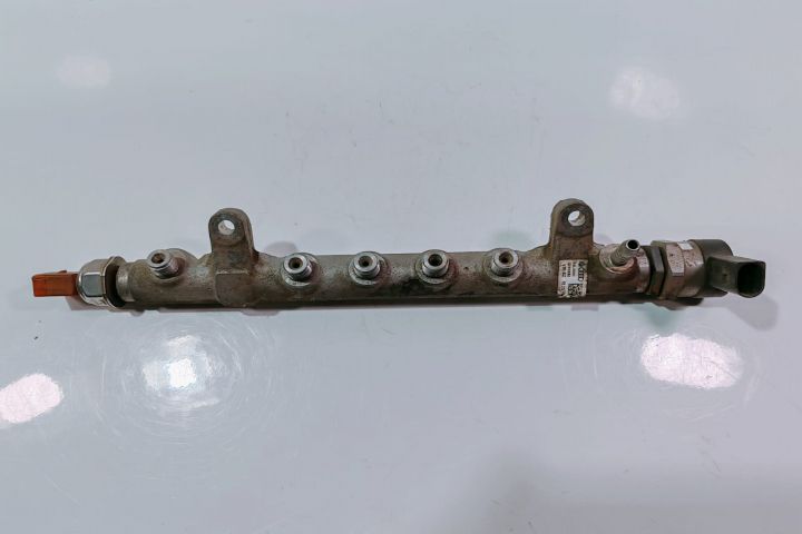 Rampa injectoare  03L089C/03L906051/057130764H Audi A4 B8/8K seria