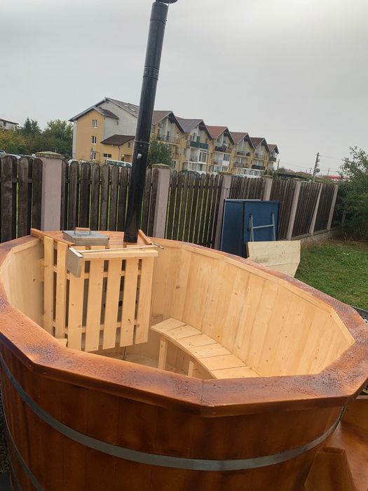 Ciubar din lemn de molid pentru baie