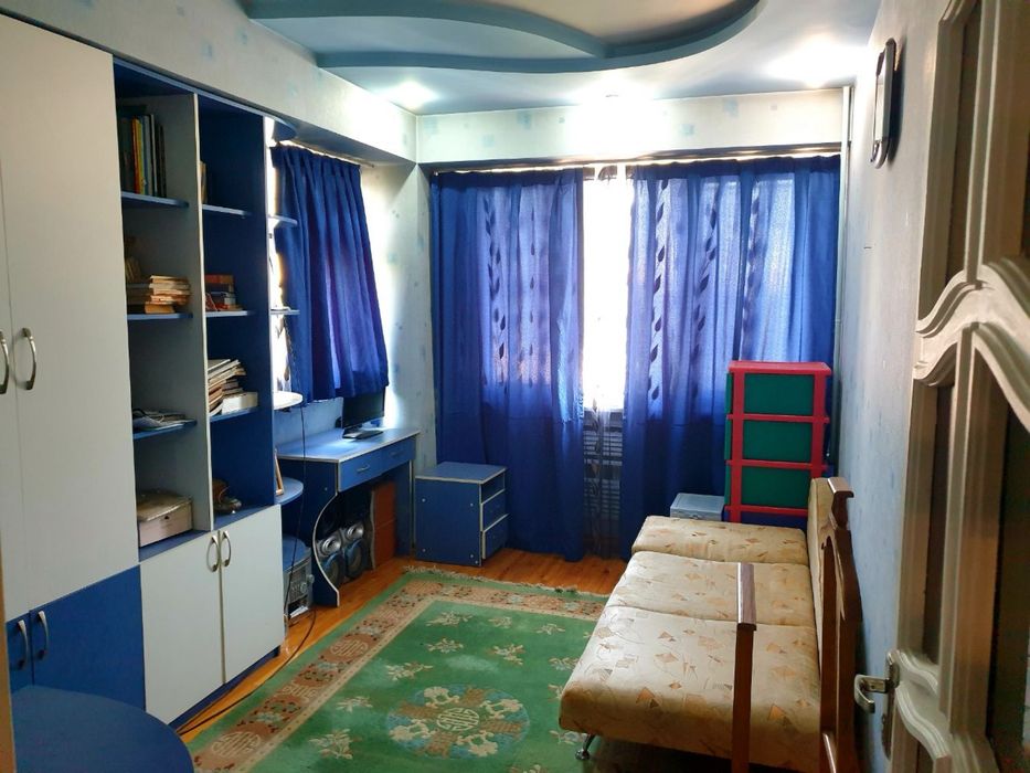 Срочно продаётся квартира Ц-4 4х7х9 кафе Централ идеальная локация