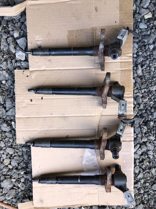 Injectoare 2.2 mazda CX 5