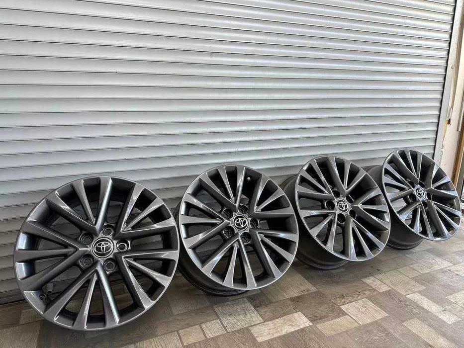 Диски CAMRY 55 R17 оригинал