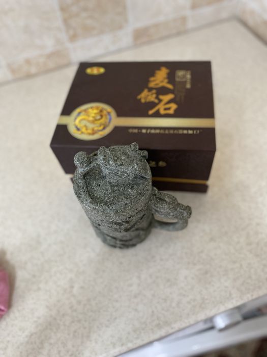 Сувенир . Из полудрагоценного  материала