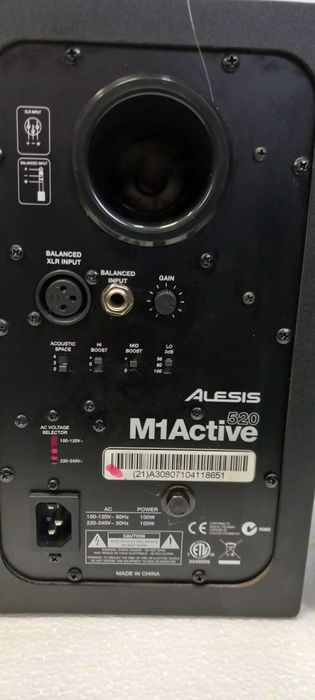 Boxe monitoare amplificate ALESIS M1 active