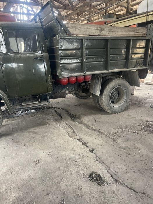Zil 1983 yilda chiqan nahadu dakument chista