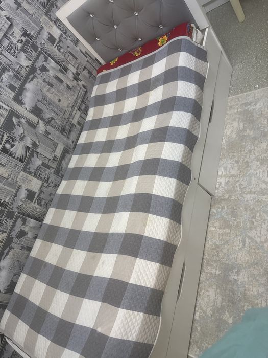 1 адамдық 2 төсек сатылады