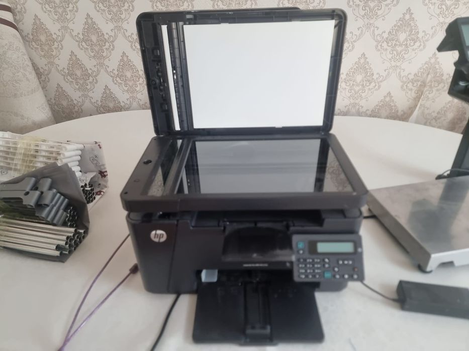 Продам принтер HP