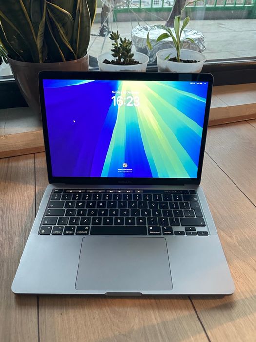 Macbook pro 13” M1