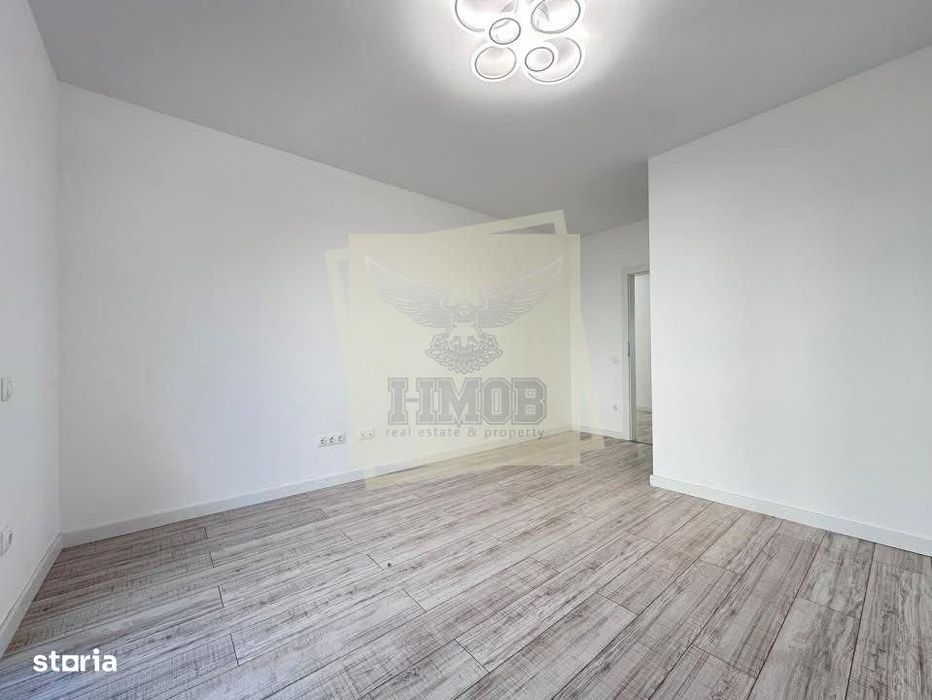 Apartament la cheie 3 camere balcon si parcare zona Supeco
