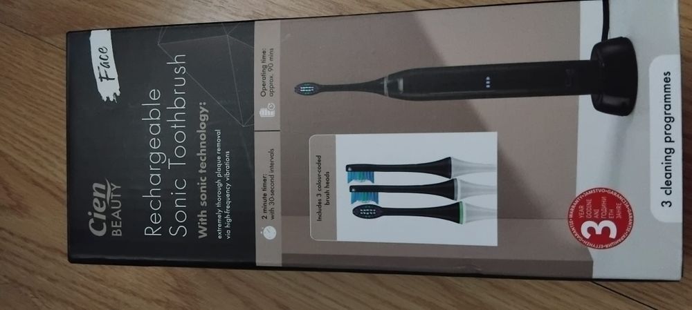 Periuțe electrice cu 9 rezerve,,originale