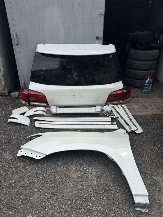 Детали от Lexus LX570