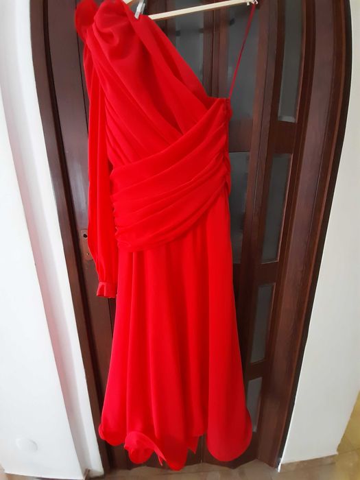 Rochie rosie din matase