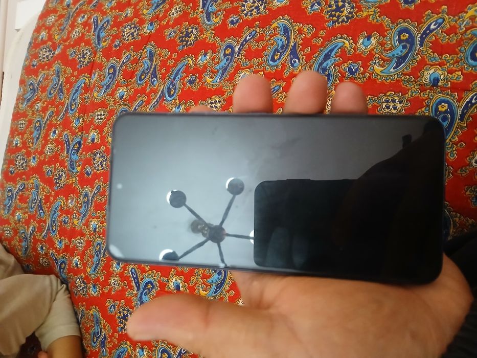 Самсунг  S22 в хорошем сост