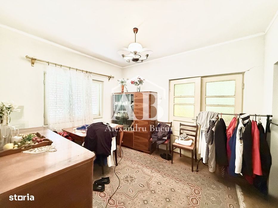 Casă de vânzare - Dărmănești - Teren 860mp - Pomi fructiferi